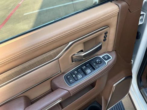 Used 2019 RAM 3500 Limited AWD/4WD image 35