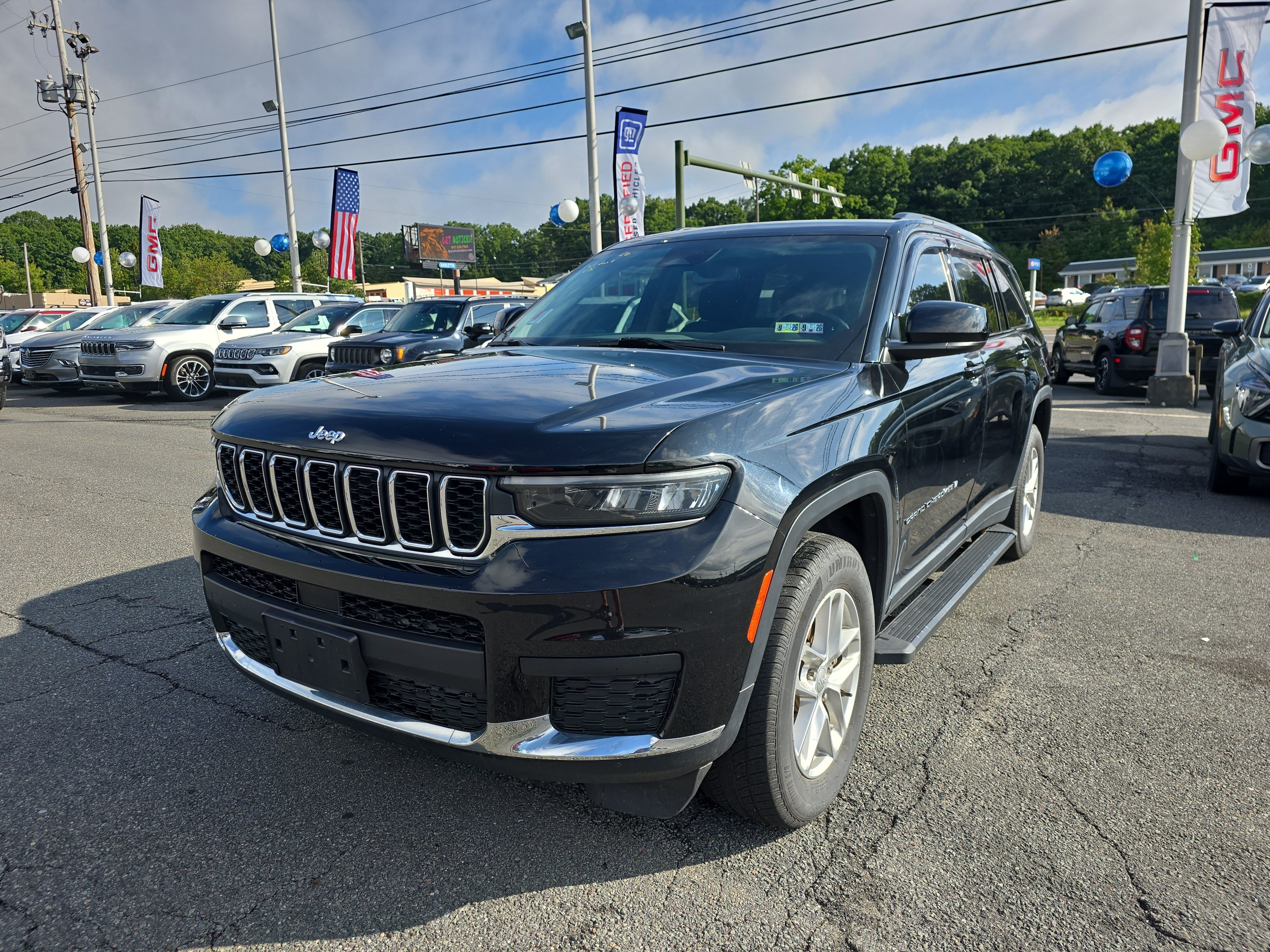 Used 2022 Jeep Grand Cherokee L Laredo w/ Luxury Tech Group I AWD/4WD image 11
