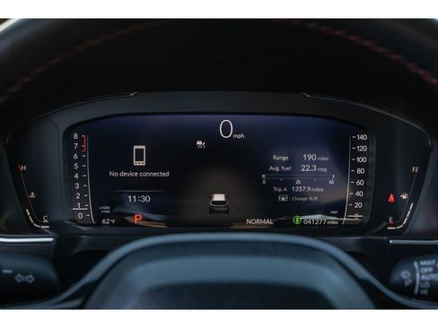 Used 2025 Honda Pilot Black Edition image 24