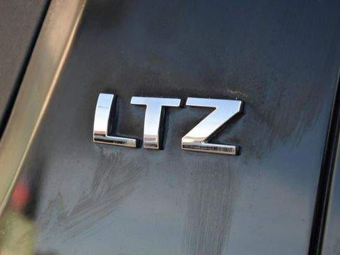 Used 2009 Chevrolet Avalanche LTZ image 44