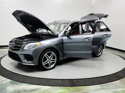 Used 2019 Mercedes-Benz GLE 43 AMG 4MATIC image 9
