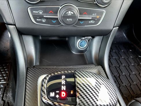 Used 2023 Dodge Charger Scat Pack RWD image 15