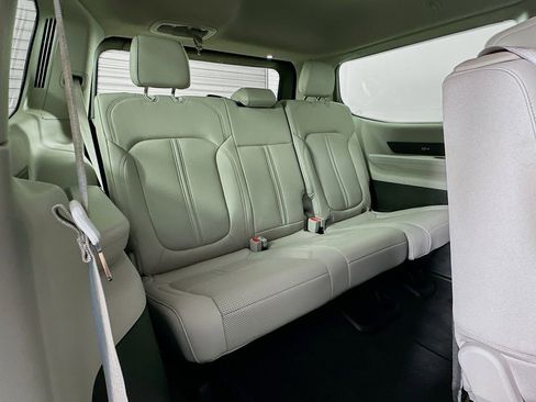 Used 2022 Jeep Wagoneer Series III image 27