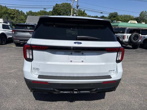 New 2026 Ford Explorer ST-Line w/ ST-Line Street Pack AWD/4WD image 3