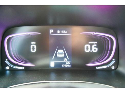 Used 2023 Kia Soul LX w/ LX Technology Package FWD image 21