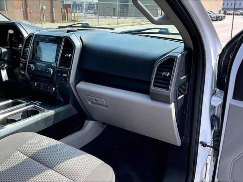 Used 2018 Ford F150 XLT w/ Equipment Group 302A Luxury AWD/4WD image 15