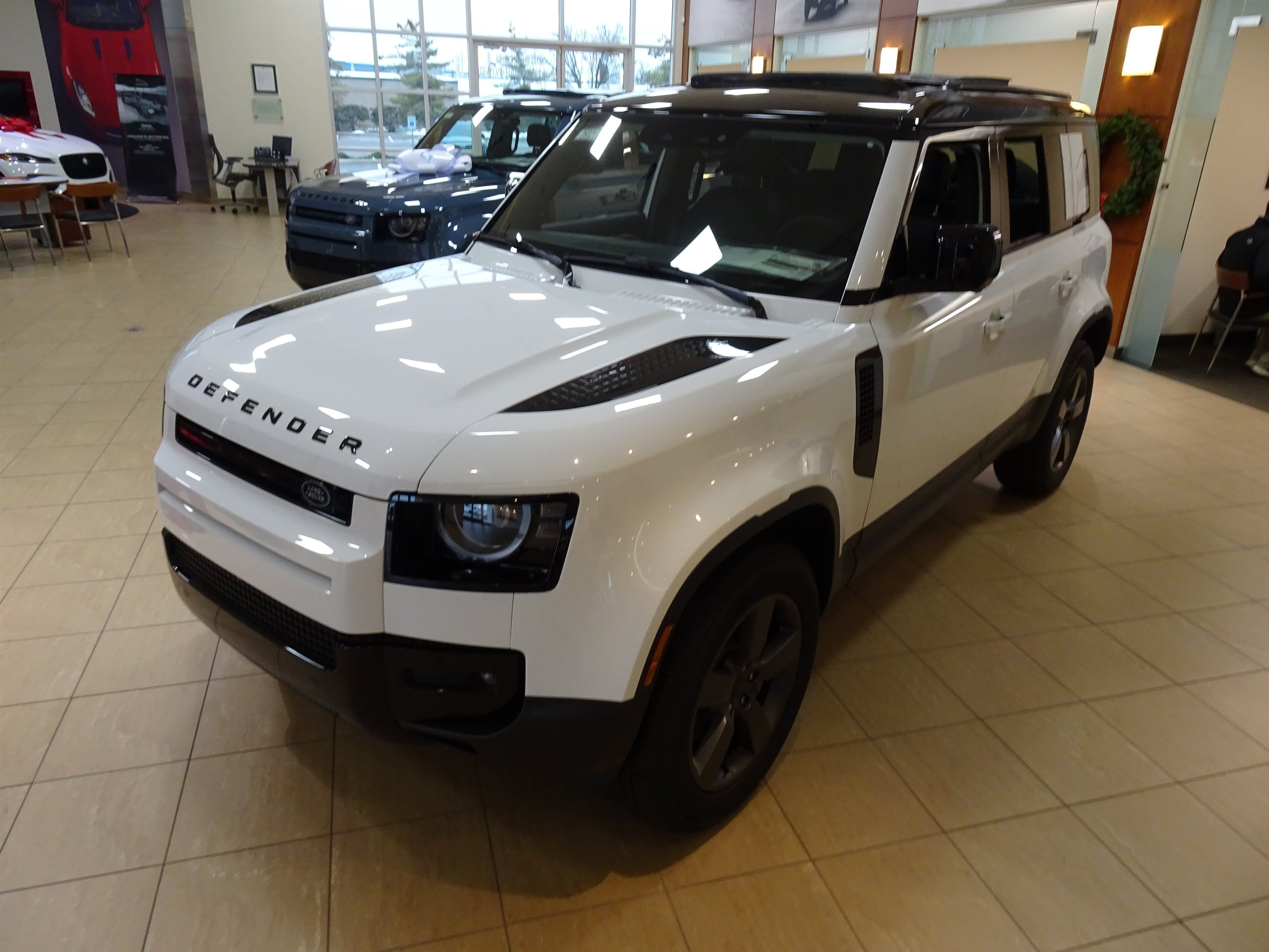 New 2026 Land Rover Defender 110 S AWD/4WD image 31