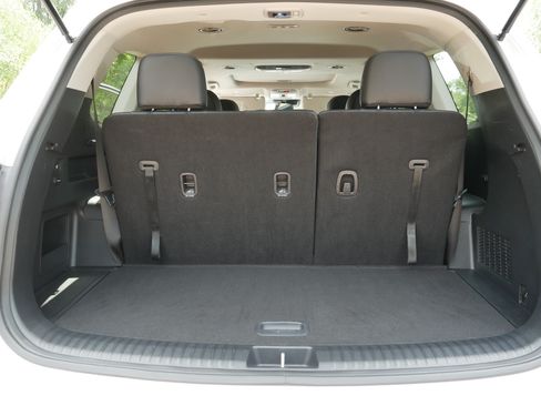 Certified 2024 Kia Telluride S w/ S Sunroof Package AWD/4WD image 18