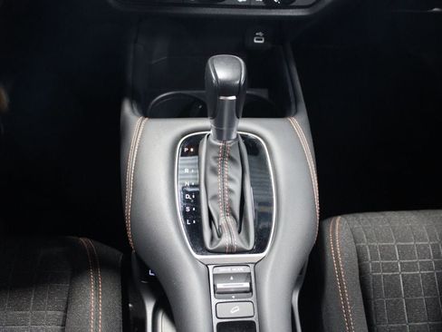 Used 2023 Honda HR-V Sport image 36