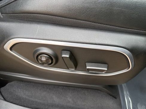 Used 2023 Jeep Wagoneer L Series II image 56