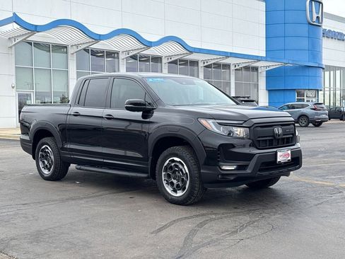 Certified 2025 Honda Ridgeline RTL+ image 3