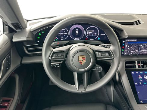 Certified 2025 Porsche Taycan image 18