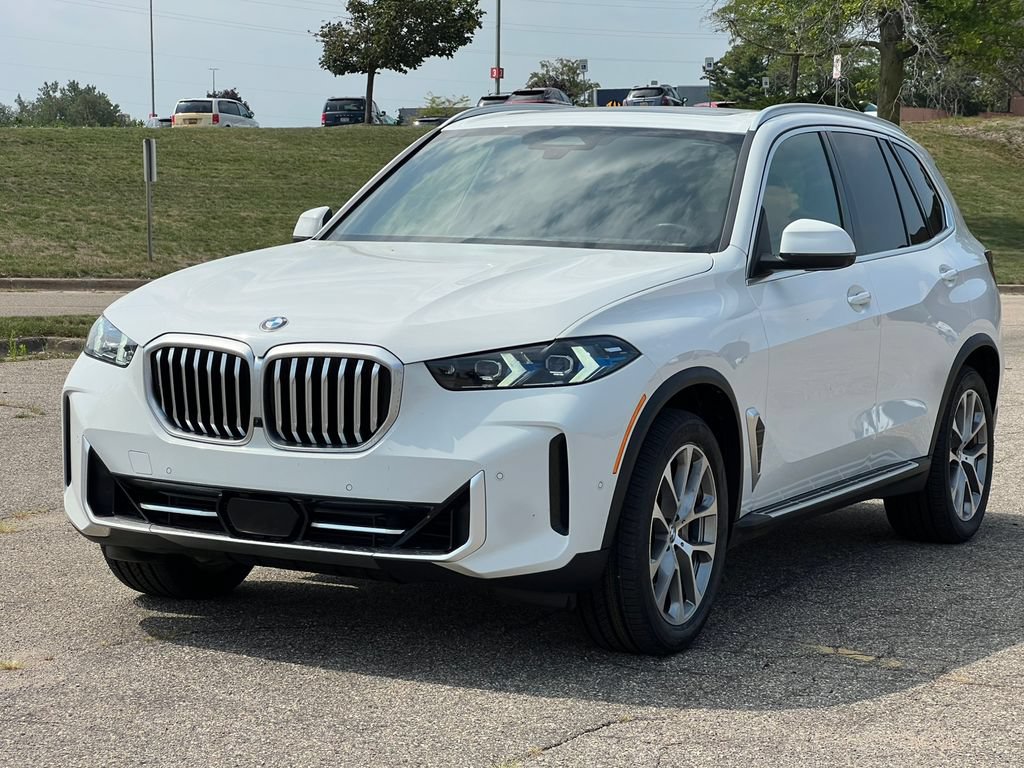 Used 2026 BMW X5 xDrive40i AWD/4WD image 44