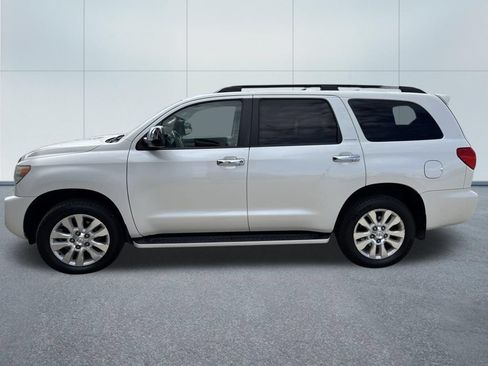 Used 2013 Toyota Sequoia Platinum AWD/4WD image 2