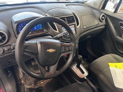 Used 2016 Chevrolet Trax LS image 5