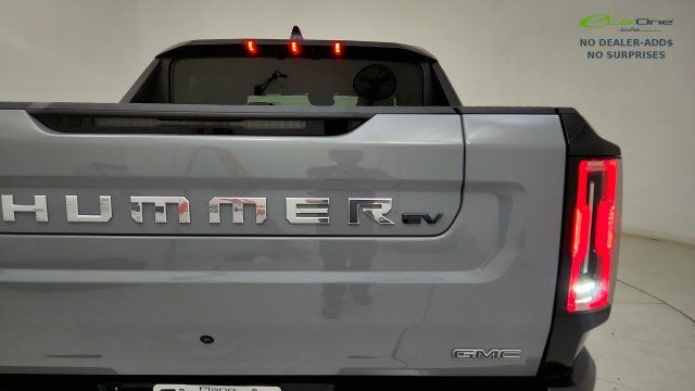 Used 2025 GMC Hummer EV 2X w/ Extreme Off-Road Package AWD/4WD image 26