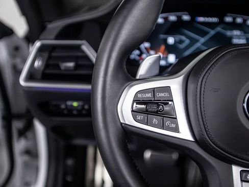 Used 2023 BMW M440i Convertible w/ Premium Package image 39