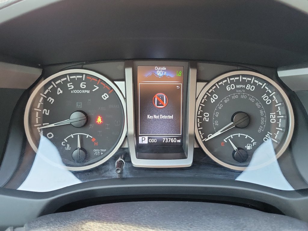 Certified 2023 Toyota Tacoma SR5 AWD/4WD image 13