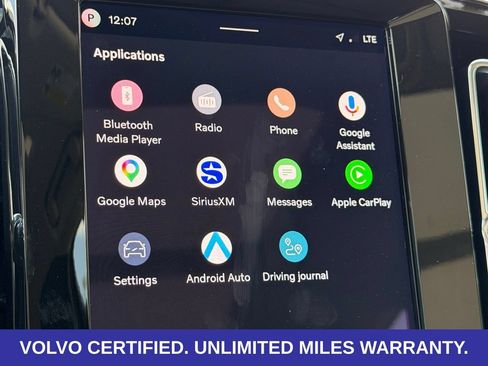 Certified 2026 Volvo XC40 B5 Plus AWD/4WD image 22