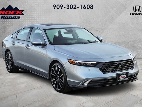 Certified 2025 Honda Accord Touring image 3