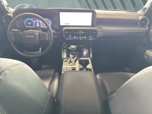 Used 2025 Toyota Land Cruiser image 11