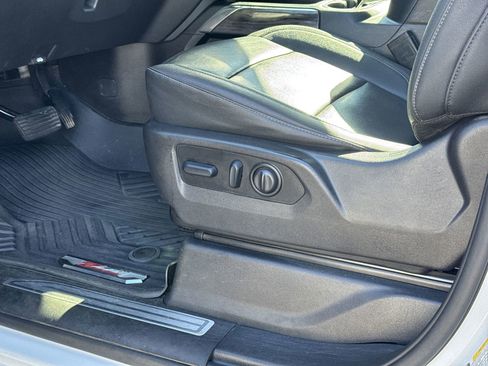 Used 2023 Chevrolet Silverado 2500 LTZ w/ LTZ Plus Package image 17