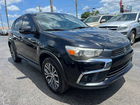 Used 2017 Mitsubishi Outlander Sport ES FWD image 4