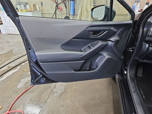 Used 2024 Subaru Crosstrek 2.0i Premium image 25