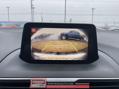 Used 2017 MAZDA MAZDA3 Sport w/ Preferred Equipment Package image 15