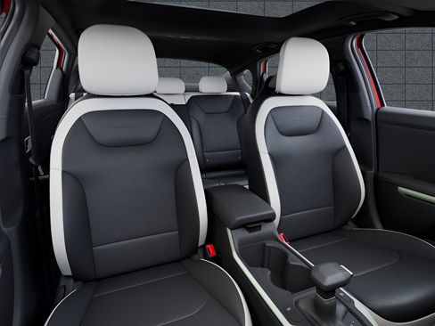 New 2025 Kia K4 GT-Line image 15