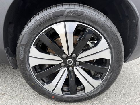 Used 2023 Volvo C40 P8 Recharge Plus AWD/4WD image 49