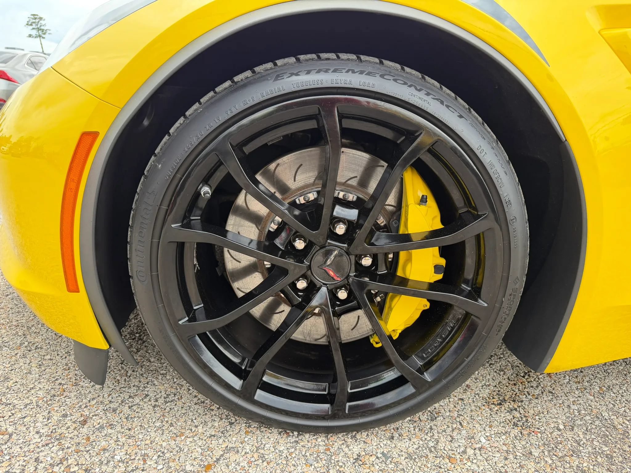Used 2017 Chevrolet Corvette Grand Sport RWD image 11