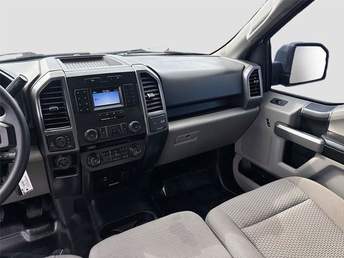 Used 2018 Ford F150 XLT w/ Trailer Tow Package image 23