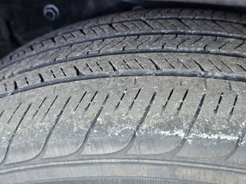 Used 2020 Toyota Highlander Limited image 25