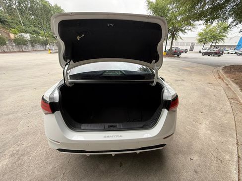 Used 2024 Nissan Sentra SV FWD image 22