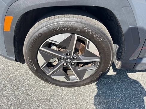 Used 2025 Hyundai Tucson SEL FWD image 11