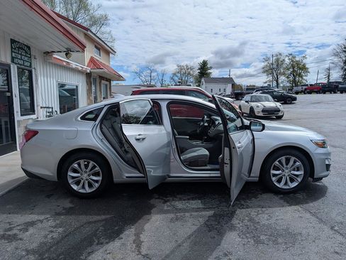 Used 2020 Chevrolet Malibu LT FWD image 13