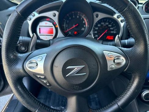 Used 2009 Nissan 370Z Touring image 25