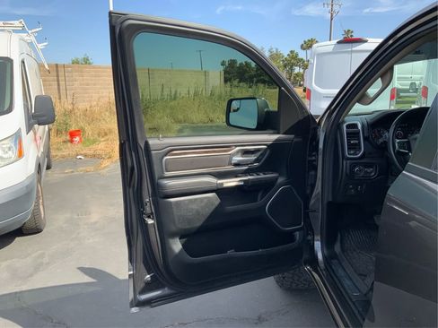 Used 2020 RAM 1500 Laramie AWD/4WD image 21