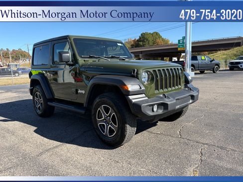 Used 2021 Jeep Wrangler Sport S image 3