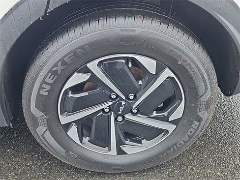 Certified 2023 Kia Sportage LX image 8