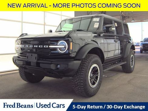Used 2024 Ford Bronco Outer Banks w/ Sasquatch Package AWD/4WD image 5