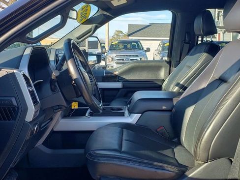 Used 2022 Ford F250 Lariat w/ Lariat Value Package AWD/4WD image 15