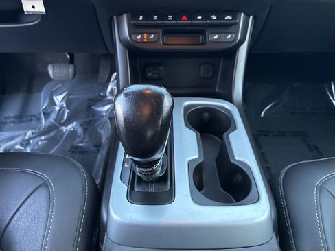 Used 2022 Chevrolet Colorado ZR2 AWD/4WD image 18