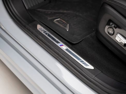 Used 2025 BMW X7 xDrive40i w/ M Sport Package image 58