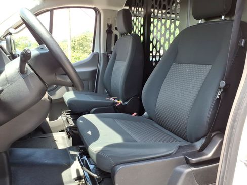 Used 2025 Ford Transit 250 Low Roof w/ Exterior Upgrade Package RWD image 7