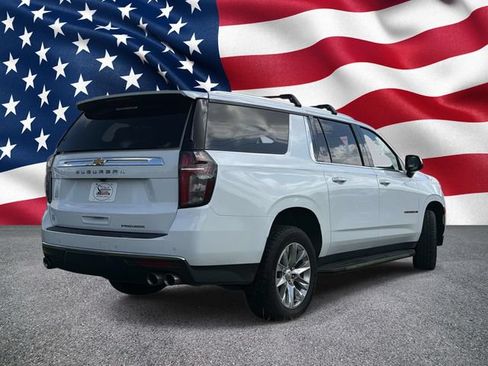 Used 2023 Chevrolet Suburban Premier AWD/4WD image 4