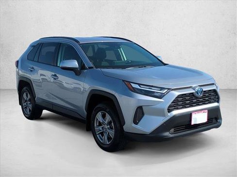 Certified 2024 Toyota RAV4 LE AWD/4WD image 3