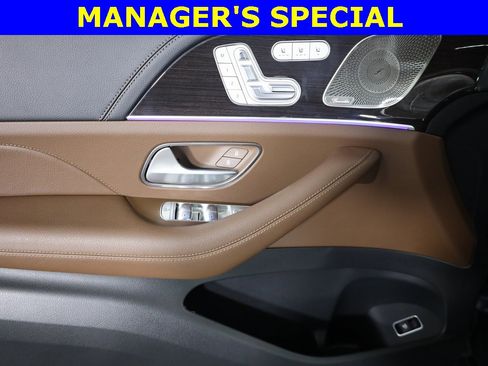 Used 2025 Mercedes-Benz GLE 350 4MATIC image 9
