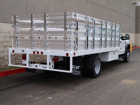 Used 2024 Ford F550 2WD Regular Cab Super Duty image 4